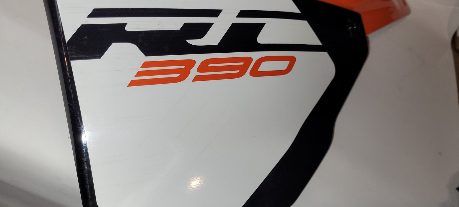 KTM sidecover cpl black gloss (used)