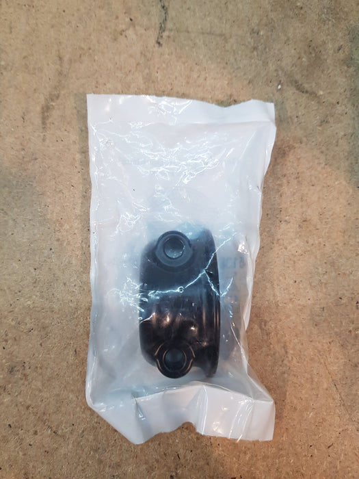 HALF-CLAMP, MSTR CYL/CLUTCH LVR, BLACK