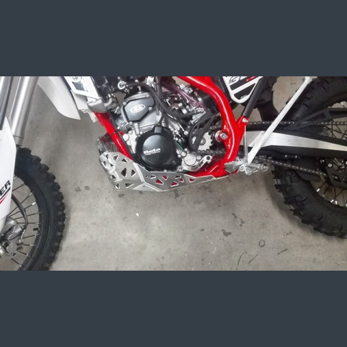 Skid plate with exhaust pipe guard for Beta Xtrainer 2015-2024