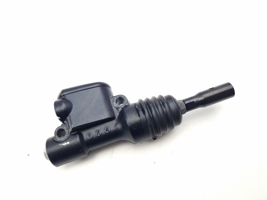 Rear brake master cylinder Harley Davidson Sportster XL 1200 883 14-21 41700025- Used